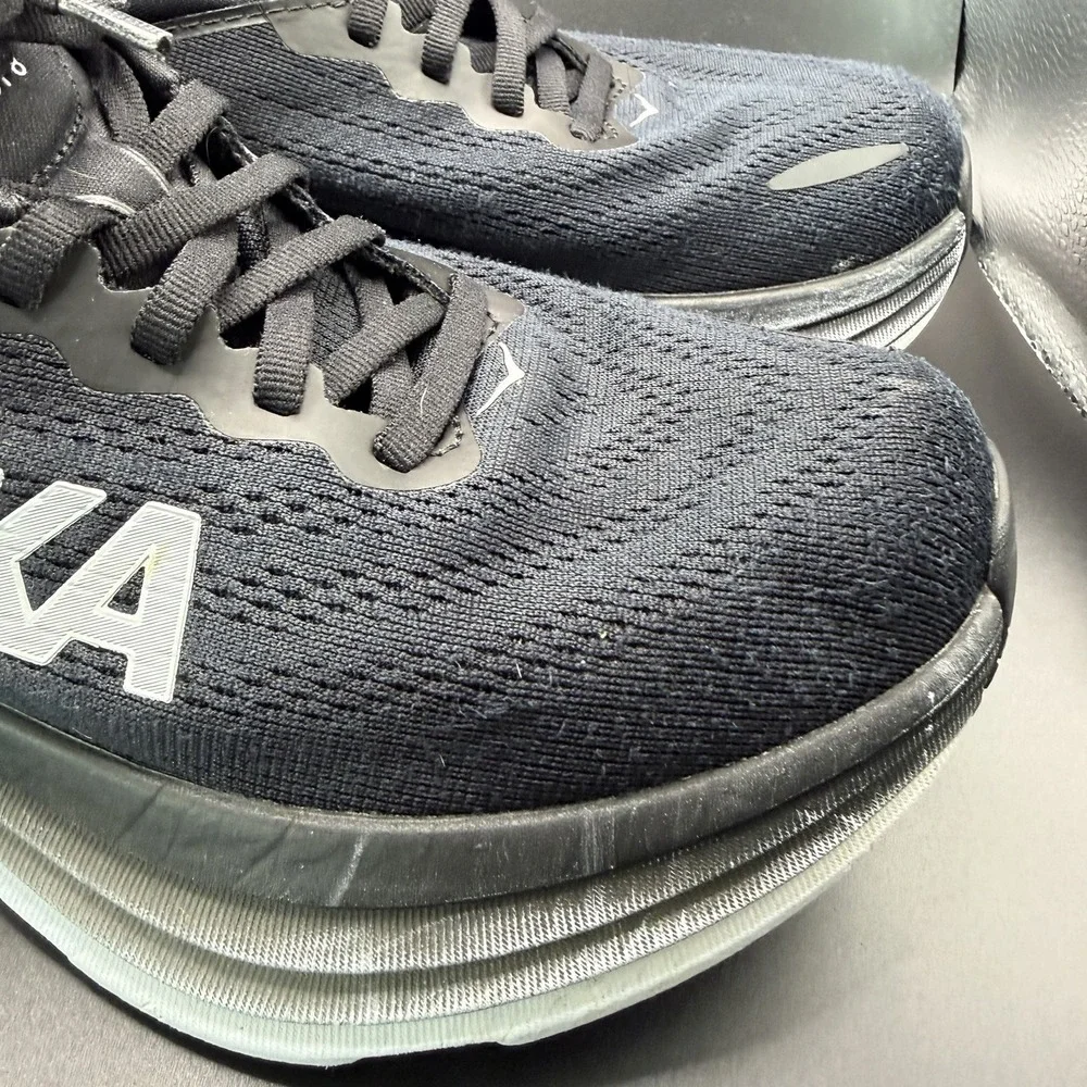 Women's HOKA Bondi 8 running shoes Black/White 1127952 BWHT SZ 8.5B Athletic